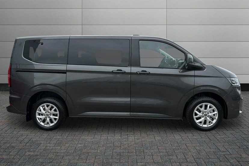 Volkswagen Transporter Shuttle 210Kw 65Kwh Minibus Style EY26XYL #4
