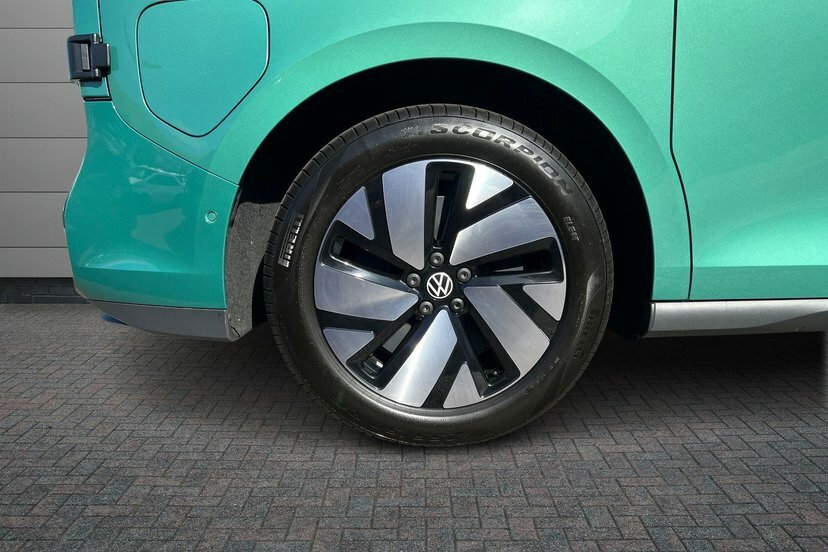 Volkswagen ID.Buzz 210Kw Commerce Plus 79Kwh EY26XYZ White #5