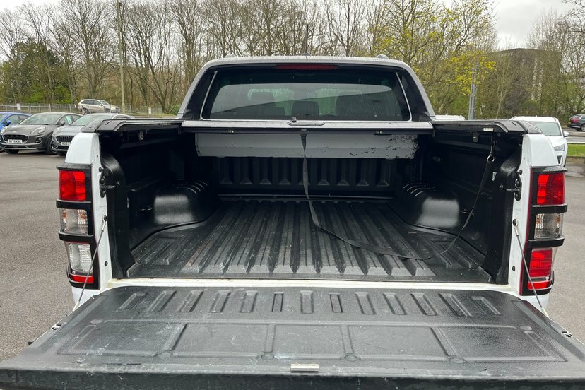 Ford Ranger 2.0 Ecoblue Wildtrak Pickup Double Cab YH72WDR White #2