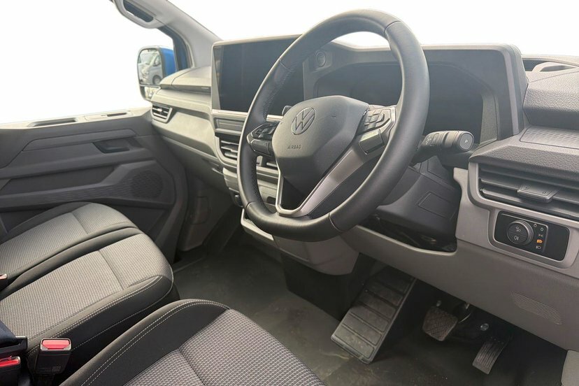 Volkswagen E-Transporter 160Kw 65Kwh Commerce Pro Van EY26XZH Blue #6