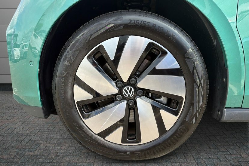 Volkswagen ID.Buzz Pro 79Kwh Commerce Plus Panel Van Aut EK75AOW White #5
