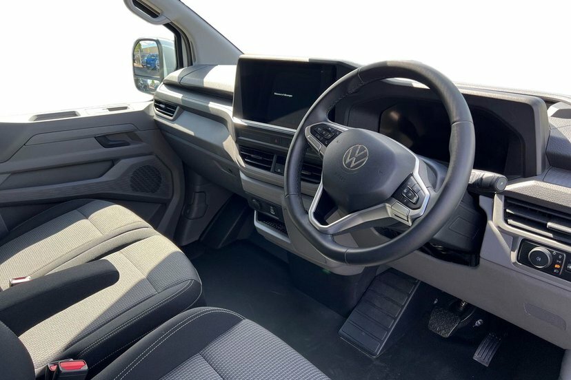 Volkswagen E-Transporter T32 65Kwh Commerce Pro Panel Van EJ25NGZ White #6
