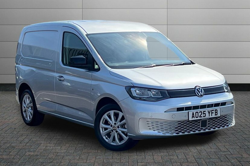 Volkswagen Caddy 1.5 Ehybrid 150 Commerce Pro Van Dsg Tech Black