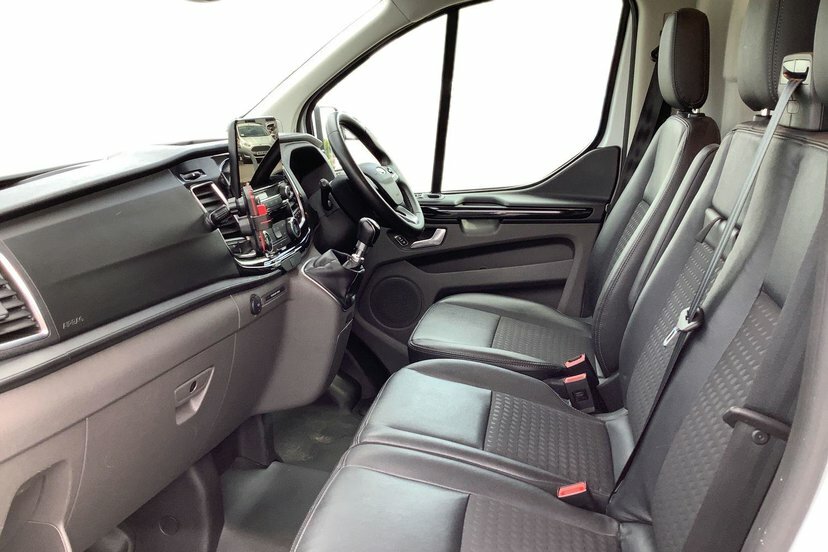 Ford Transit Custom 2.0 290 Ecoblue Sport Panel Van RA23ZVK White #4
