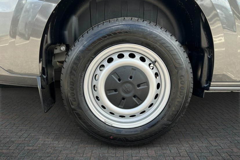 Volkswagen Transporter 2.0 Tdi 150 Commerce Plus Van EK26KFE #5