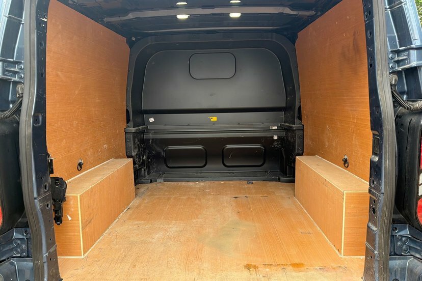 Ford Transit Custom 2.5 320 Duratec 11.8Kwh Limited Crew Van Petro HK25BFU Blue #2