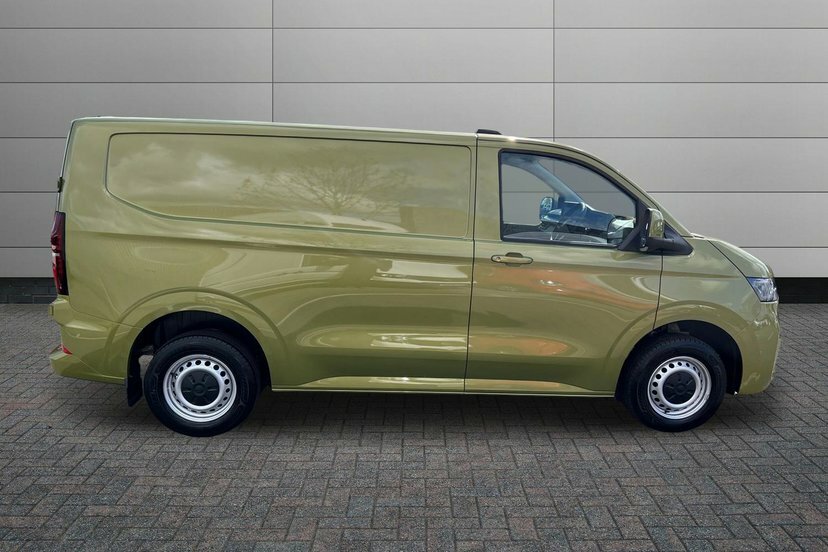 Volkswagen Transporter 2.0 Tdi 150 Commerce Plus Van EO26YDT Green #4