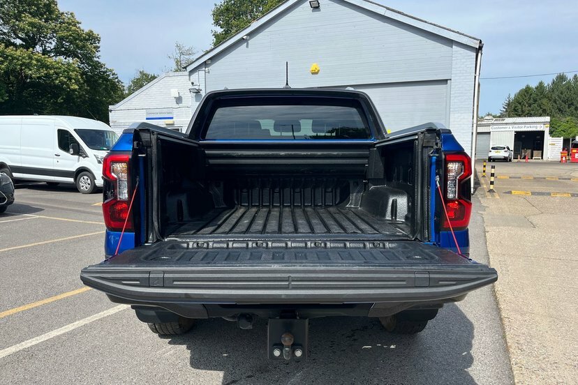 Ford Ranger 2.0 Td Ecoblue Wildtrak Pickup Double Cab Dies RV25UUW Blue #2