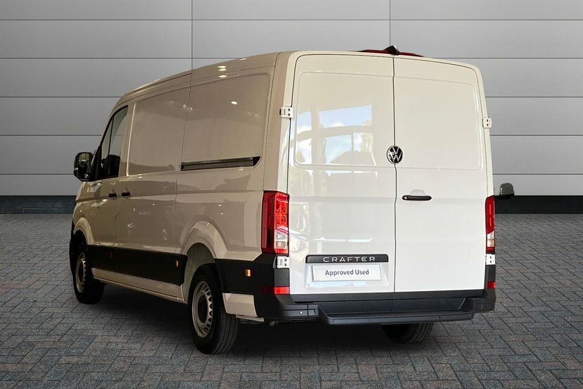 Volkswagen Crafter 2.0 Tdi Cr35 Commerce Panel Van LN26VFL White #3