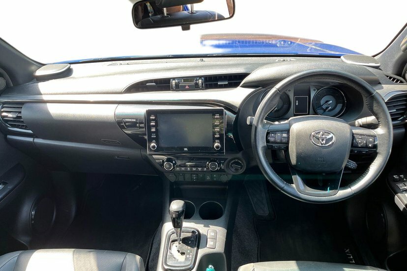 Toyota HILUX 2.8 D-4d Invincible X Pickup Double Cab WG21AYO Blue #6