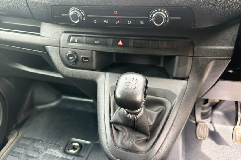 Toyota PROACE 100Kw Icon 75Kwh Van Grey #21
