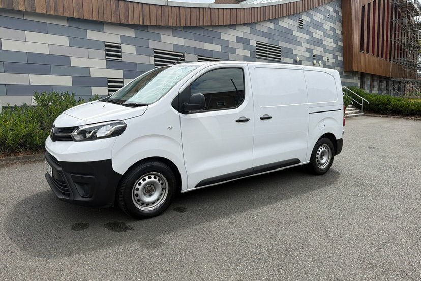 Toyota PROACE 100Kw Icon 75Kwh Van Grey #27