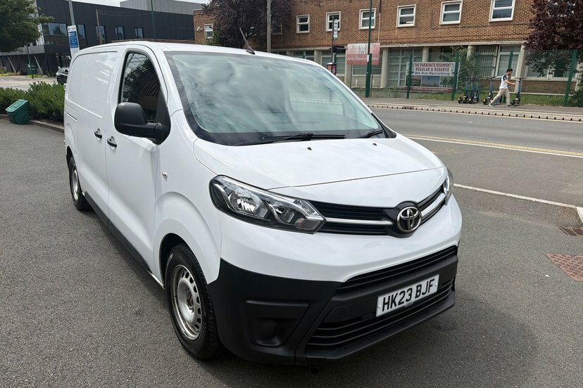 Toyota PROACE 100Kw Icon 75Kwh Van Grey #34