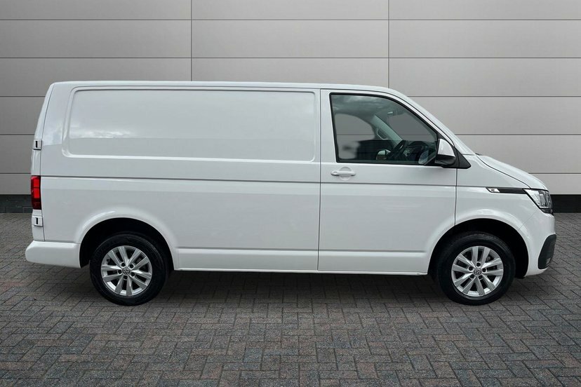 Volkswagen Transporter 2.0 Tdi 110 Highline Van CF24ZTZ White #4