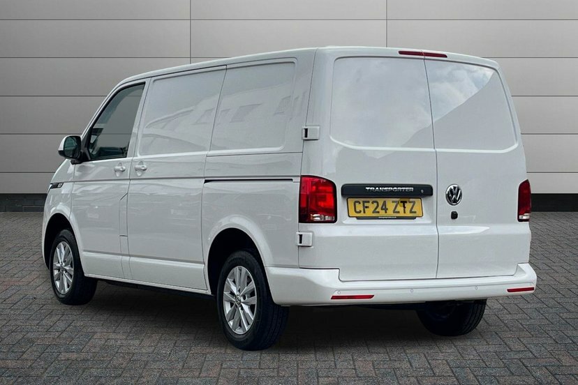 Volkswagen Transporter 2.0 Tdi 110 Highline Van CF24ZTZ White #3