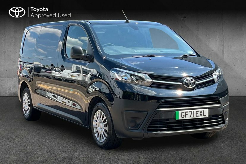 Toyota PROACE 50Kwh Icon Medium Panel Van 6Dr Mwb Black