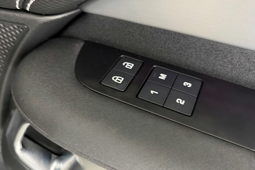 Land Rover Discovery 3.0 D300 Mhev Dynamic Se 4Wd Euro 6 Ss Black #24