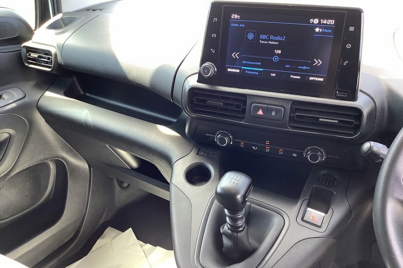 Peugeot Partner 1000 1.5 Bluehdi 100 Professional Van #13