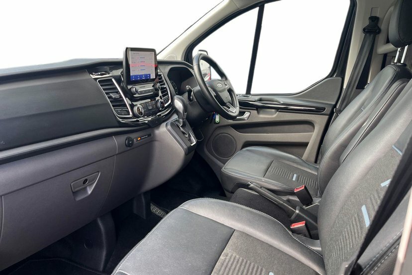 Ford Transit Custom 2.0 320 Ecoblue Active Crew Van Double Cab Die Black #4
