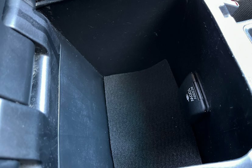 Toyota HILUX Pickup Black #50
