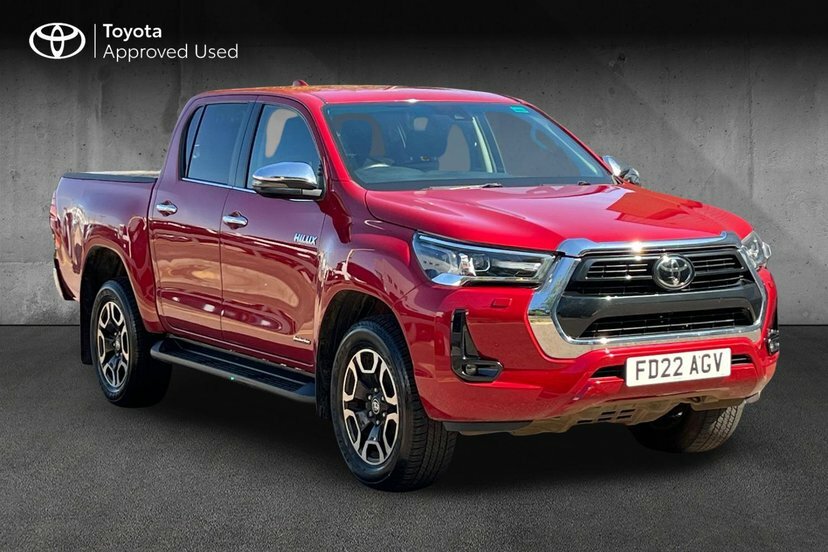 Toyota HILUX 2.8 D-4d Invincible Pickup Double Cab A Red