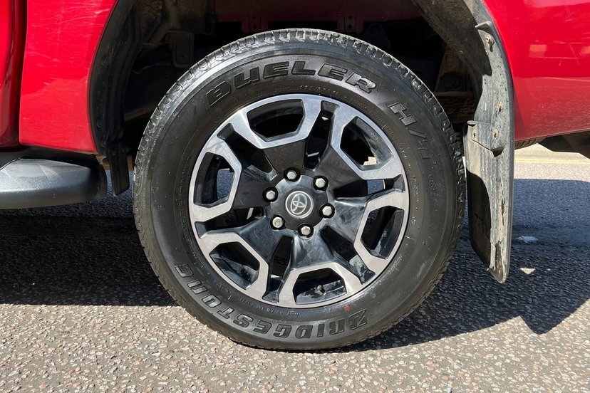 Toyota HILUX Pickup Black #20