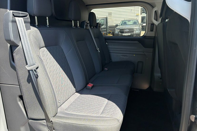 Ford Transit Custom 300 Limited L2 Lwb Fwd 2.0 Ecoblue 136Ps Low Roof #13