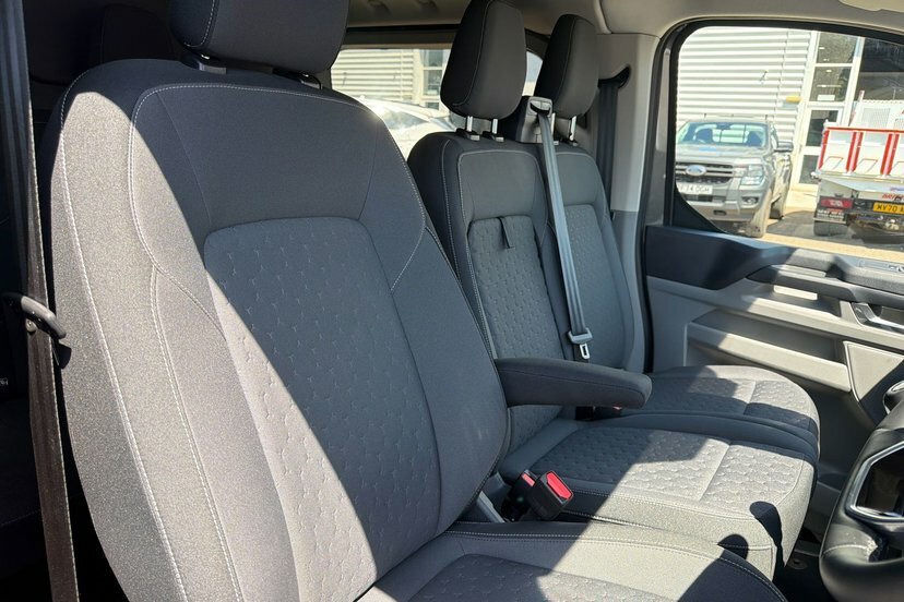 Ford Transit Custom 300 Limited L2 Lwb Fwd 2.0 Ecoblue 136Ps Low Roof #14