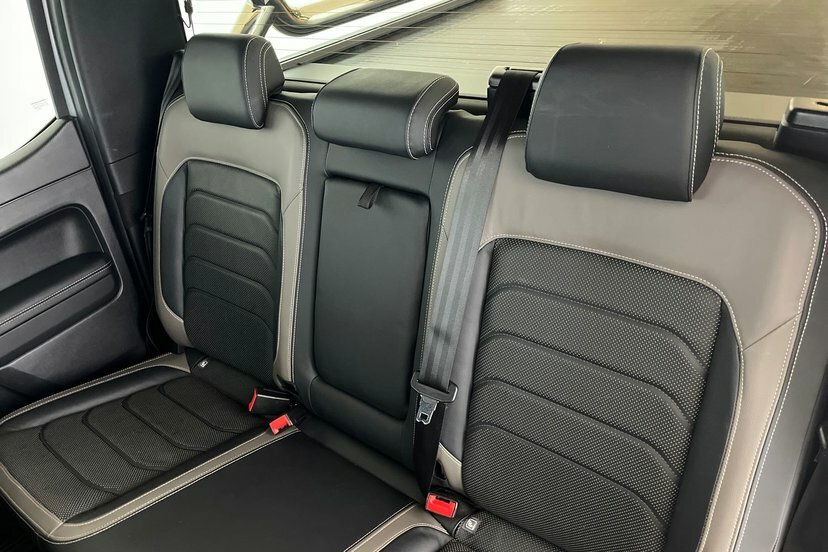 Volkswagen Amarok 3.0 Tdi V6 Style Pickup Double Cab Blue #13