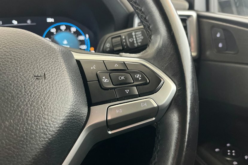 Volkswagen Amarok 3.0 Tdi V6 Style Pickup Double Cab Blue #17