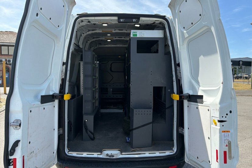 Ford Transit Custom 2.0 300 Ecoblue Leader Panel Van YT20URC White #2