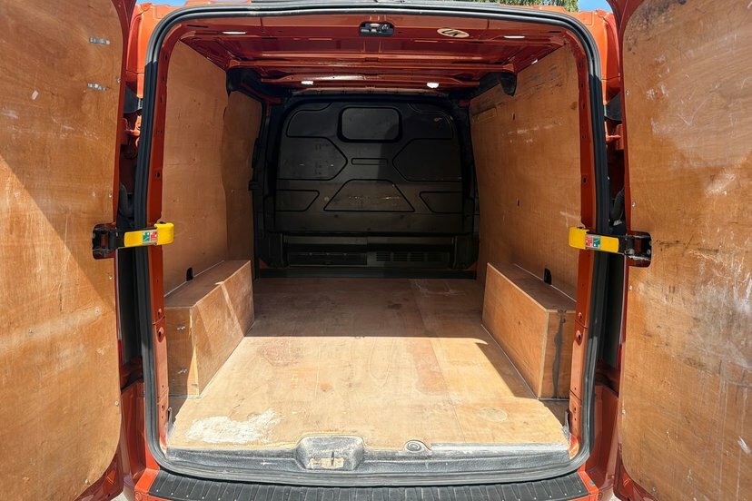 Ford Transit Custom 2.0 290 Ecoblue Sport Panel Van LV22FXO Orange #2