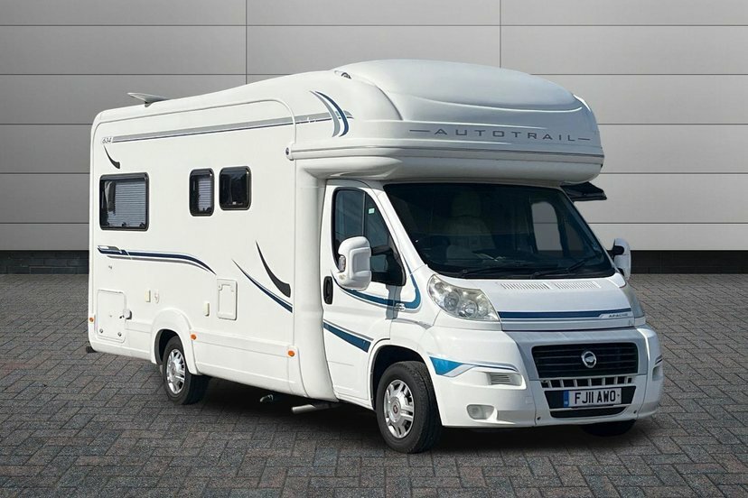 Fiat Ducato 2.3 Jtd 35 Multijet Chassis Cab White
