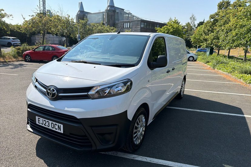Toyota PROACE Icon L1 50Kw 1.2T White #25