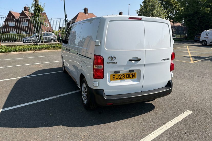 Toyota PROACE Icon L1 50Kw 1.2T White #27