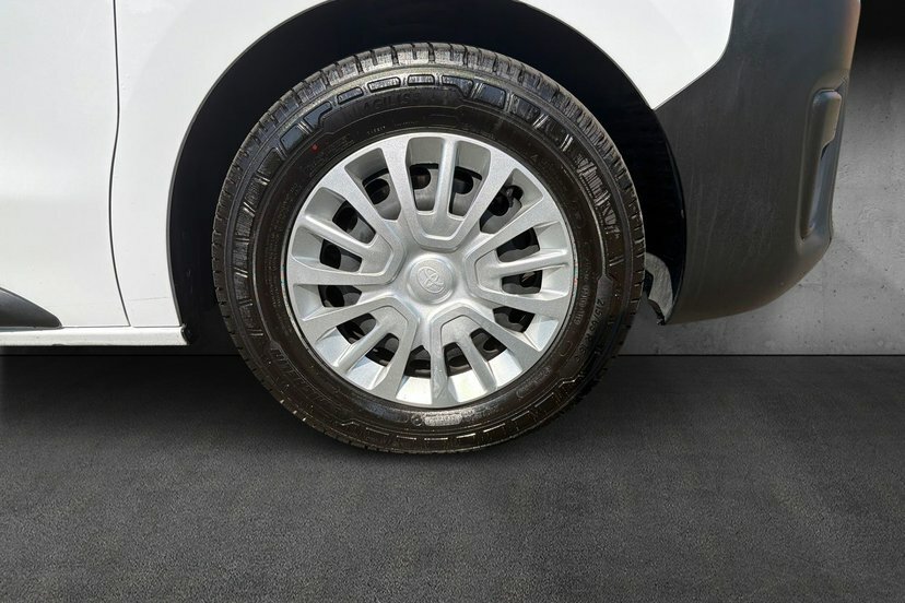 Toyota PROACE Icon L1 50Kw 1.2T White #18
