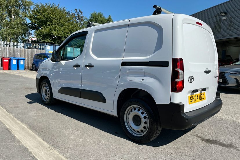 Toyota Proace City 50Kwh Icon Short Panel Van Swb #20