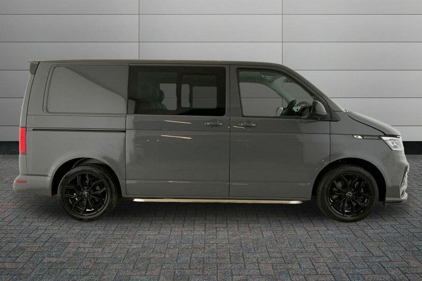 Volkswagen Transporter Sportline 2.0 Bitdi T32 Sportline Kombi Double Cab Diese Grey #4
