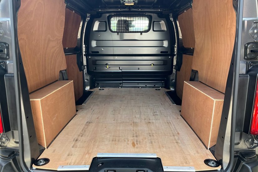 Toyota PROACE 75Kwh Icon 136Ps Mwb With 1 Owner, A White #9