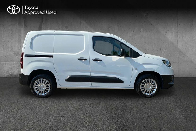 Toyota Proace City 1.5D 100 Icon Van White #16