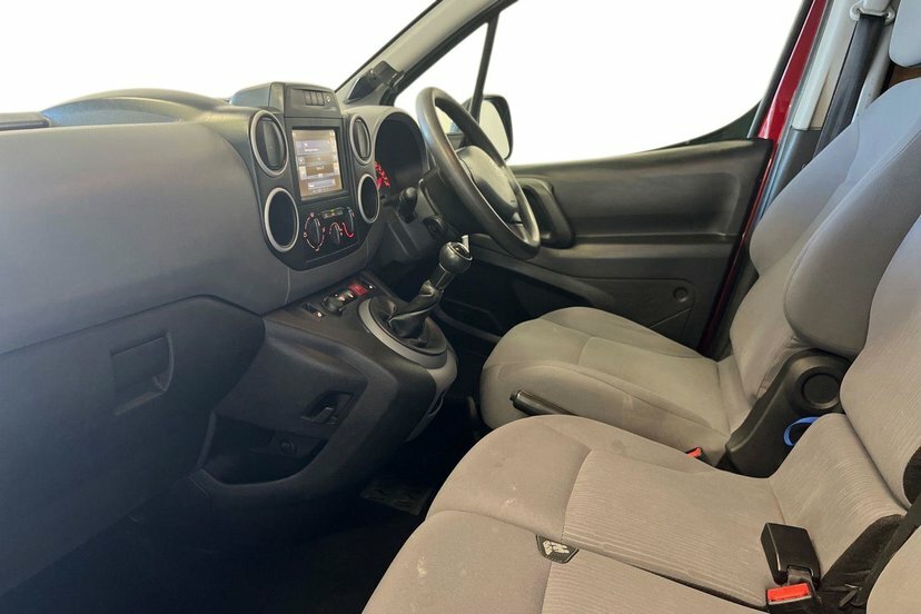 Peugeot Partner 1.6 Bluehdi 854 Professional Panel Van Red #2