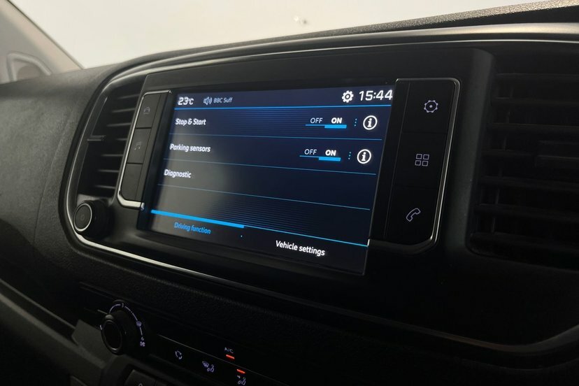 Peugeot Expert 2018 Peugeot Expertnbsp1.6 Bluehdi 1000 S Standar White #17