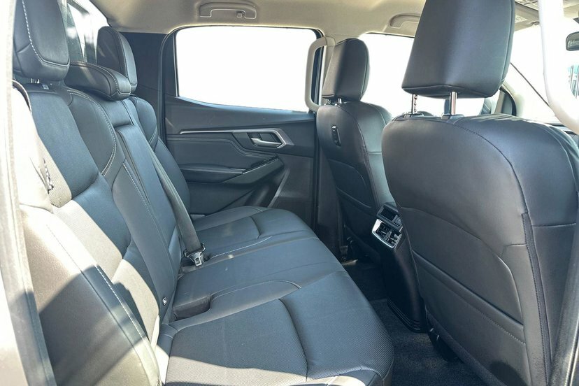 Isuzu D-Max Pickup Silver #10