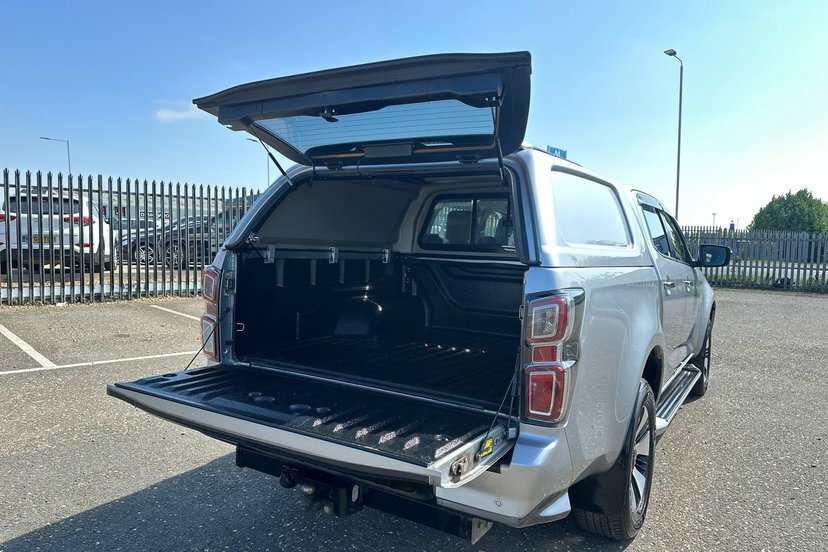 Isuzu D-Max Pickup Silver #13