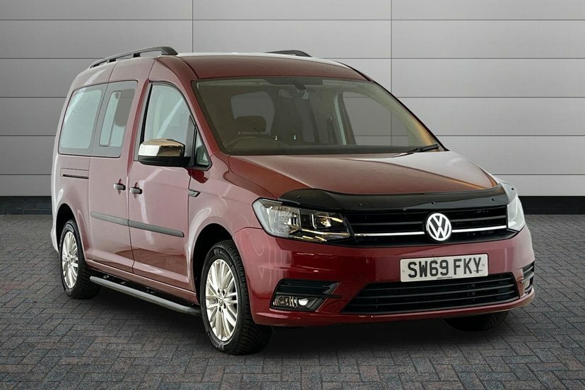 Volkswagen Caddy Maxi Life 2.0 Tdi Dsg Red