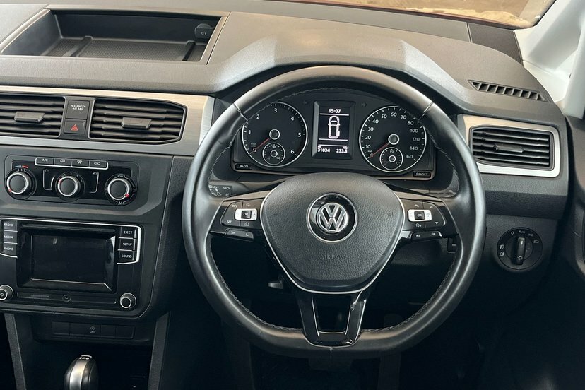 Volkswagen Caddy Maxi Life 2L Null Grey #37