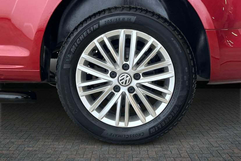 Volkswagen Caddy Maxi Life 2.0 Tdi Dsg SW69FKY Red #5