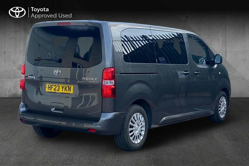 Toyota Proace Verso 1.5D Shuttle Medium Mpv Mwb 9 S Grey #2