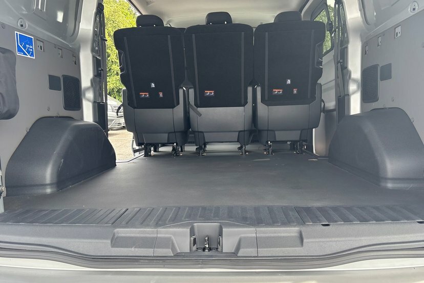 Volkswagen E-Transporter T32 Panel Van Commerce Pro Swb 218 Ps 65 Kwh Elect Grey #23