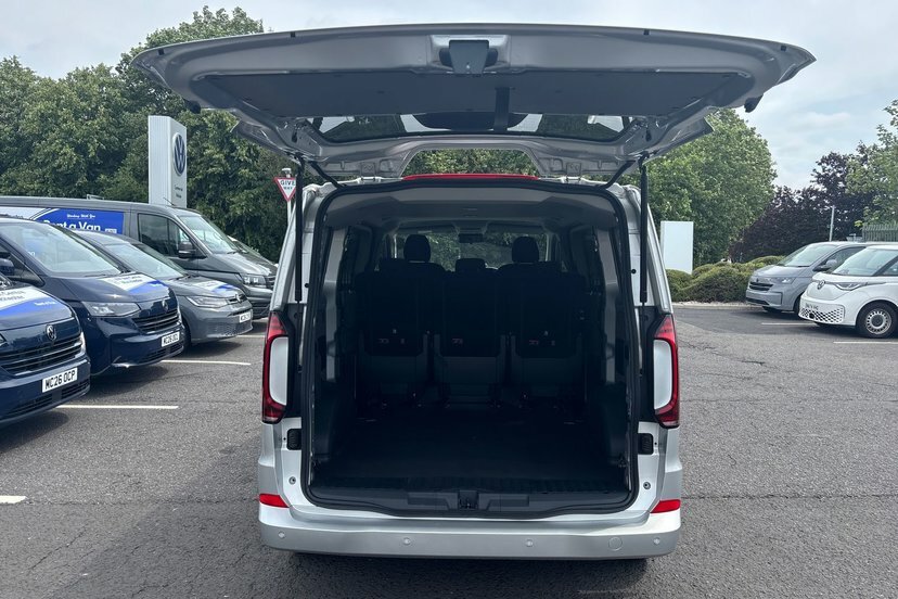 Volkswagen E-Transporter T32 Panel Van Commerce Pro Swb 218 Ps 65 Kwh Elect Grey #8